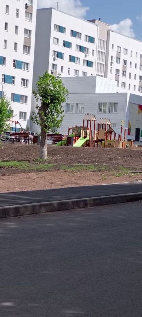 Продолжение благоустройства территории в Камских Полянах: как город меняется к лучшему