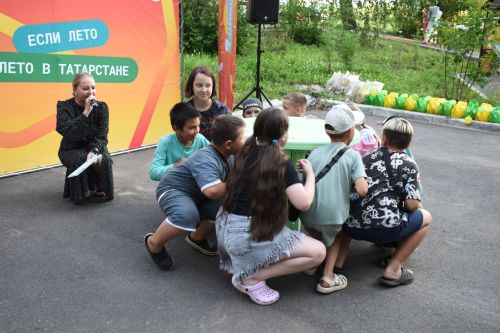 Сезон дворовых праздников открыли в Камских Полянах