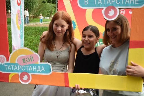 Сезон дворовых праздников открыли в Камских Полянах