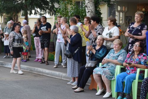 Сезон дворовых праздников открыли в Камских Полянах