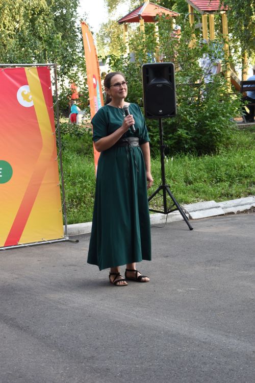 Сезон дворовых праздников открыли в Камских Полянах