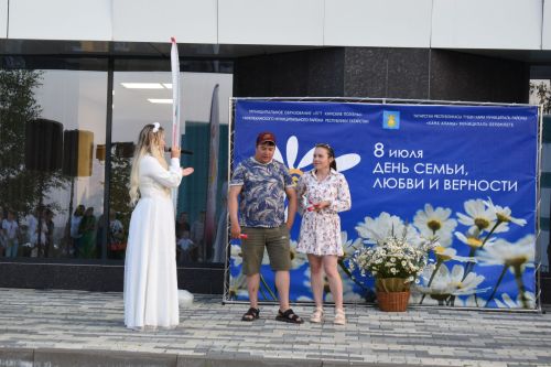 В Камских Полянах с размахом отметили День семьи, любви и верности