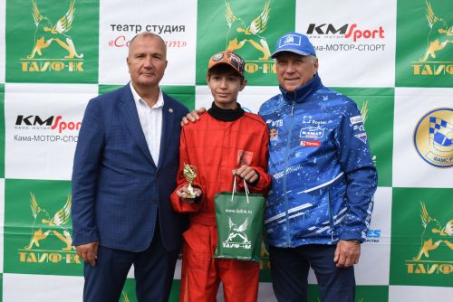 Юные картингисты Камских Полян разыграли кубок памяти легенды