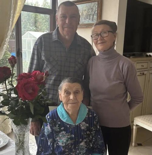 Жительница Камских Полян Зоя Кароннова отметила 96-летие