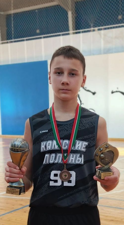 Баскетболисты Камских Полян завоевали бронзу Первенства Татарстана