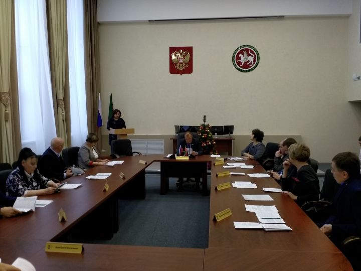 Сегодня в Исполнительном комитете  Камских Полян состоялась очередная сессия