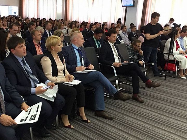 Делегация из Нижнекамского района приняла участие во всероссийской конференции «ТОСЭР: вопросы теории и практики»