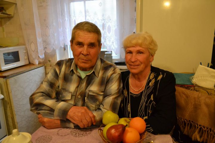 Супруги-Мансуровы  из Камских Полян живут вместе более 50-ти лет
