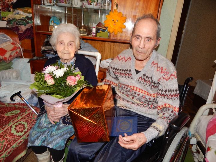 Житель Камских Полян, труженик тыла Сергей Константинович Смолин отметил 90-летний юбилей