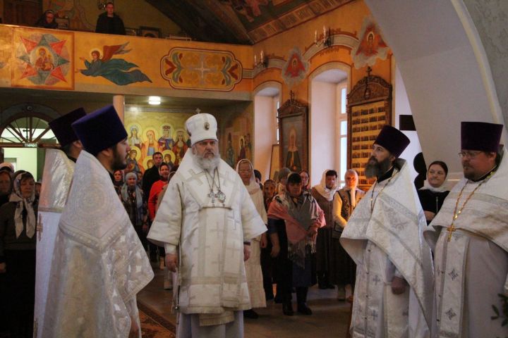 В Камских Полянах состоялось архиерейское Богослужение