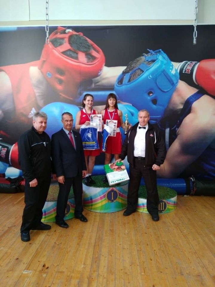 Камполянская воспитанница ДЮСШ №5 одержала победу в XI Всероссийском турнире по боксу
