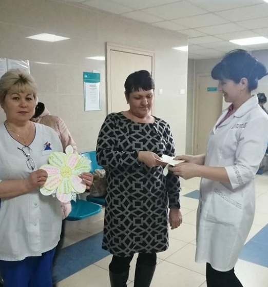 В Камполянской больнице прошла акция "Белая ромашка"