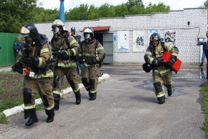 В Камских Полянах на территории пожарно-спасательной части пройдут сорок первые республиканские соревнования