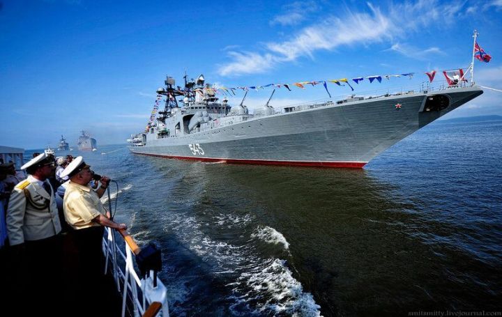 Военно-морской флот России отметит 323-ую годовщину