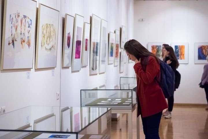 V Казанская международная биеннале печатной графики «Всадник» открылась в Национальной художественной галерее.