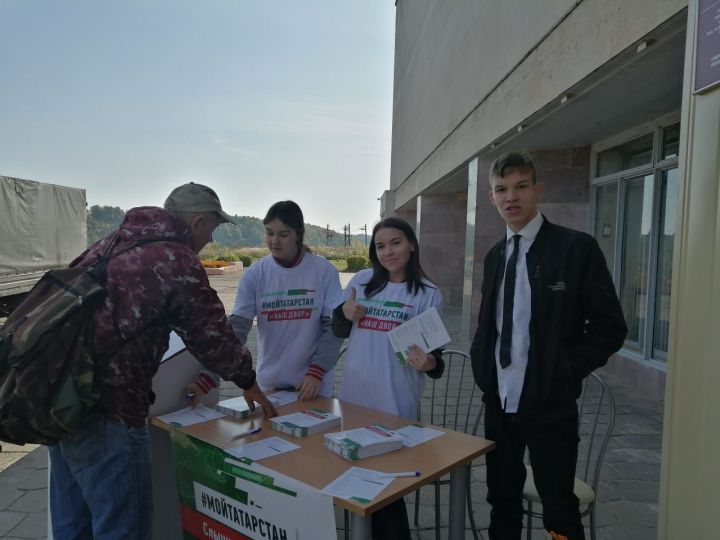 В единый день голосования параллельно с выборами депутатов Государственного Совета Республики Татарстан на избирательных участках проходит массовое анкетирование в рамках проекта «Наш двор»