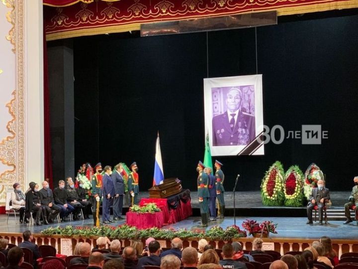 Президент РТ о Борисе Кузнецове: Сегодня мы провожаем великого человека