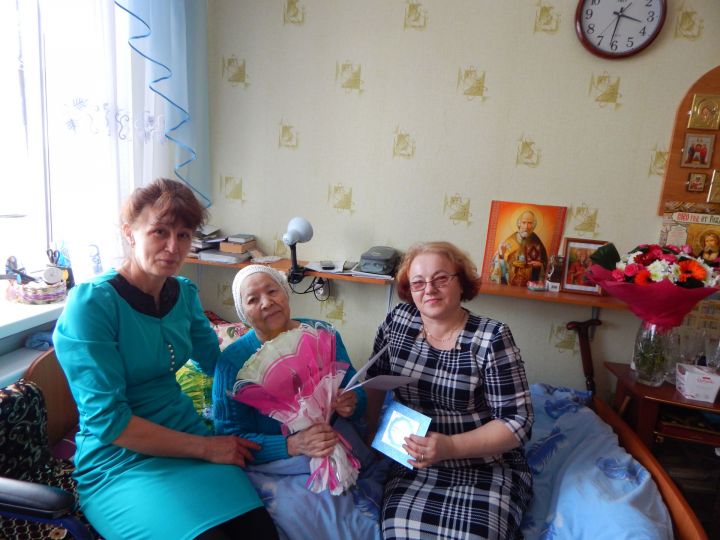 Труженица тыла Мария Николаевна Костылева из Камских Полян отметила 90-летие