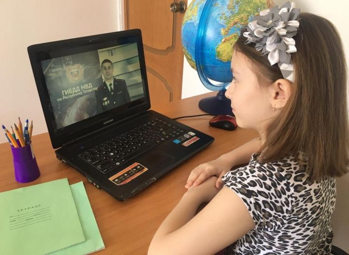 Госавтоинспекция МВД по Республике Татарстан провела видеоурок в поддержку челленджа  #ДомаоставайсяПДДзанимайся