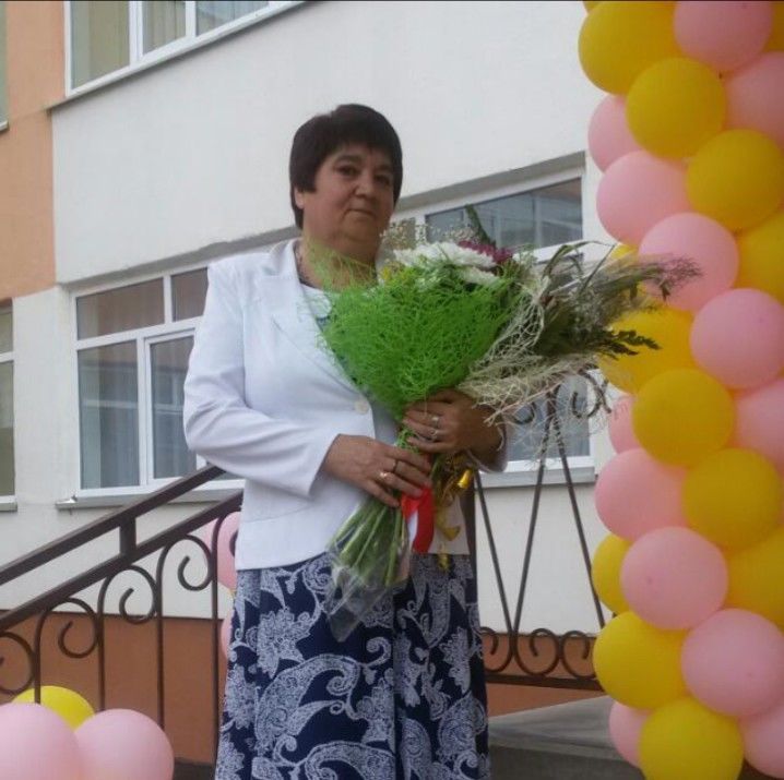 Камские Поляны: Наиля Рифкатовна - продолжатель семейной династии педагогов