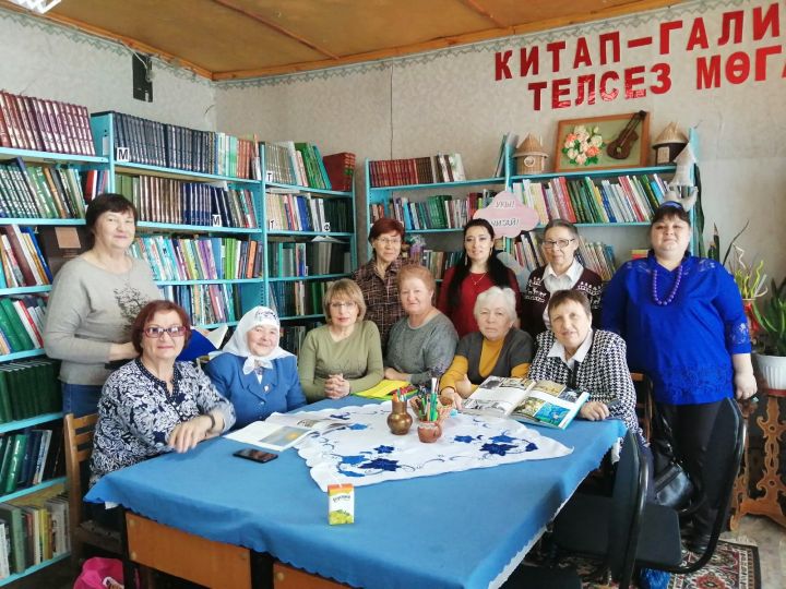 Юбилей Нижнекамска стал поводом для дружеской встречи пенсионеров из Камских Полян и села Болгар
