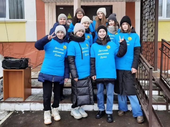 Камполянские активисты ЦДТ "Радуга" приняли участие в квест-игре "Победа за нами"