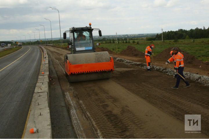 Строители автотрасс М7 и М12 отремонтируют местные дороги Татарстана за свой счет