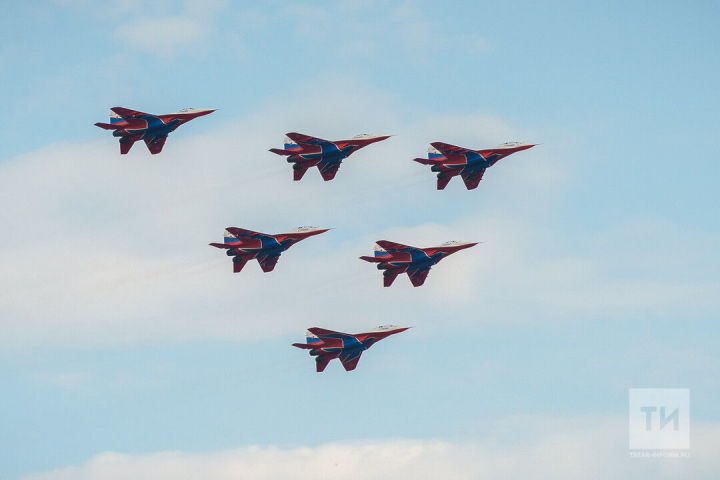 В Казани на празднике «Я выбираю небо!» самолеты поднимутся на высоту более 300 метров