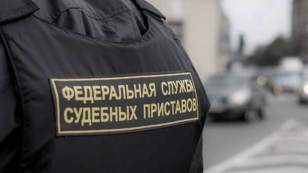 Судебные приставы в Казани изъяли у мужчины БМВ за неуплату налогов