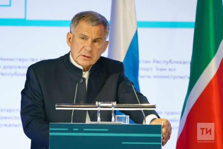 Минниханов: Объем гуманитарной помощи Татарстана в зону СВО превысил 4 тыс. тонн