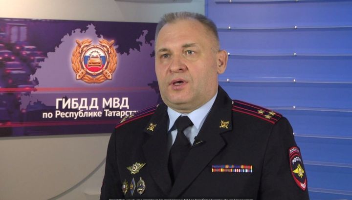 Автоинспекторы напомнили татарстанским водителям и пешеходам об осторожности в метель