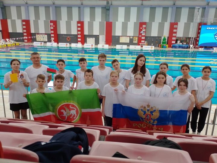Спортсмены Камских Полян приняли участие в международном турнире по плаванию