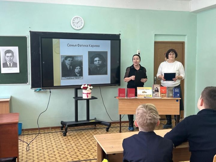 «Нам есть чем гордиться»: библиотечное мероприятие в честь Дня чтения вслух