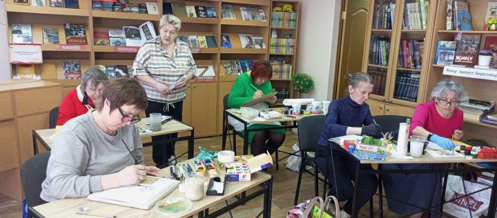 Лавандовые мечты: студенты Университета третьего возраста создали прованские пейзажи