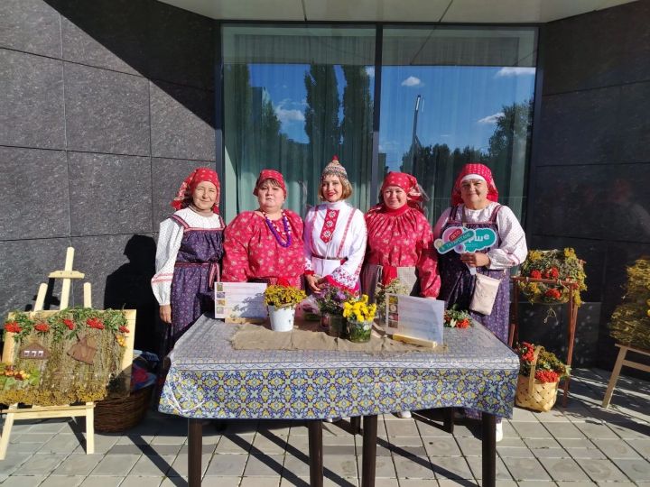 В Камских Полянах состоялся летний праздник «Праздник цветов и трав»