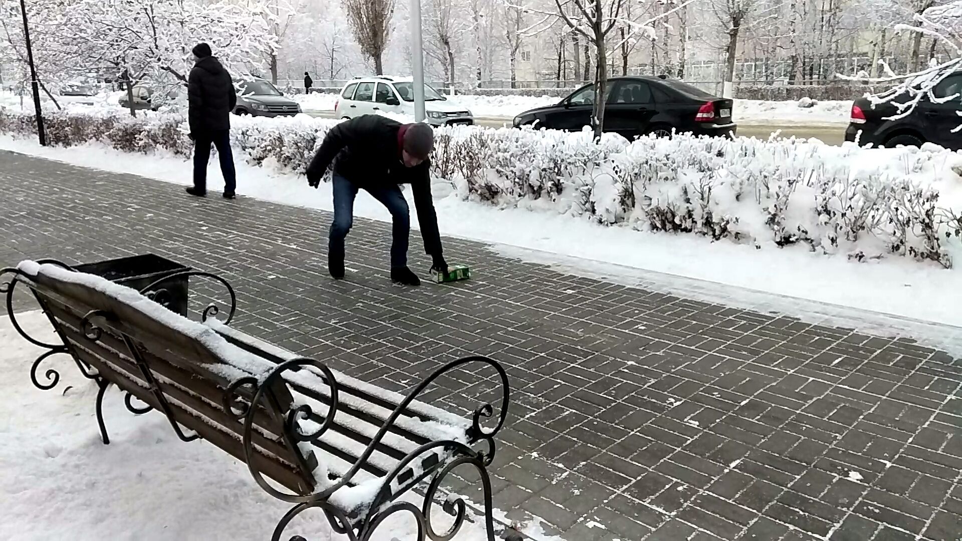 В Камских Полянах активистами Детской районной Думы была проведена акция "Ловушка".