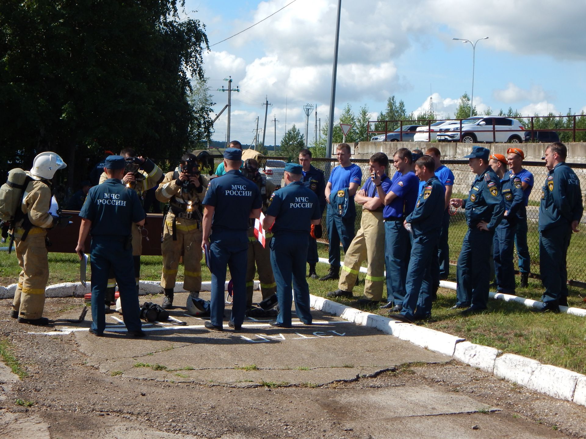 В Камских Полянах на территории пожарно-спасательной части № 163 развернулись соревнования республиканского масштаба + ФОТОРЕПОРТАЖ