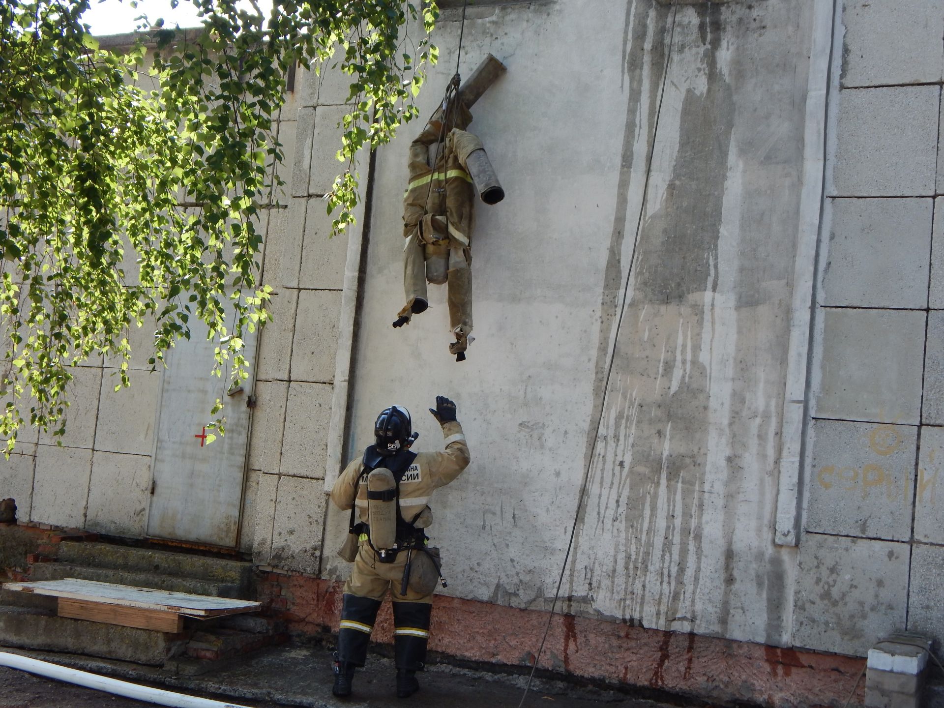 В Камских Полянах на территории пожарно-спасательной части № 163 развернулись соревнования республиканского масштаба + ФОТОРЕПОРТАЖ