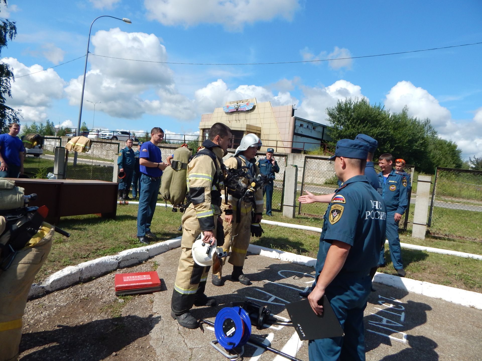 В Камских Полянах на территории пожарно-спасательной части № 163 развернулись соревнования республиканского масштаба + ФОТОРЕПОРТАЖ