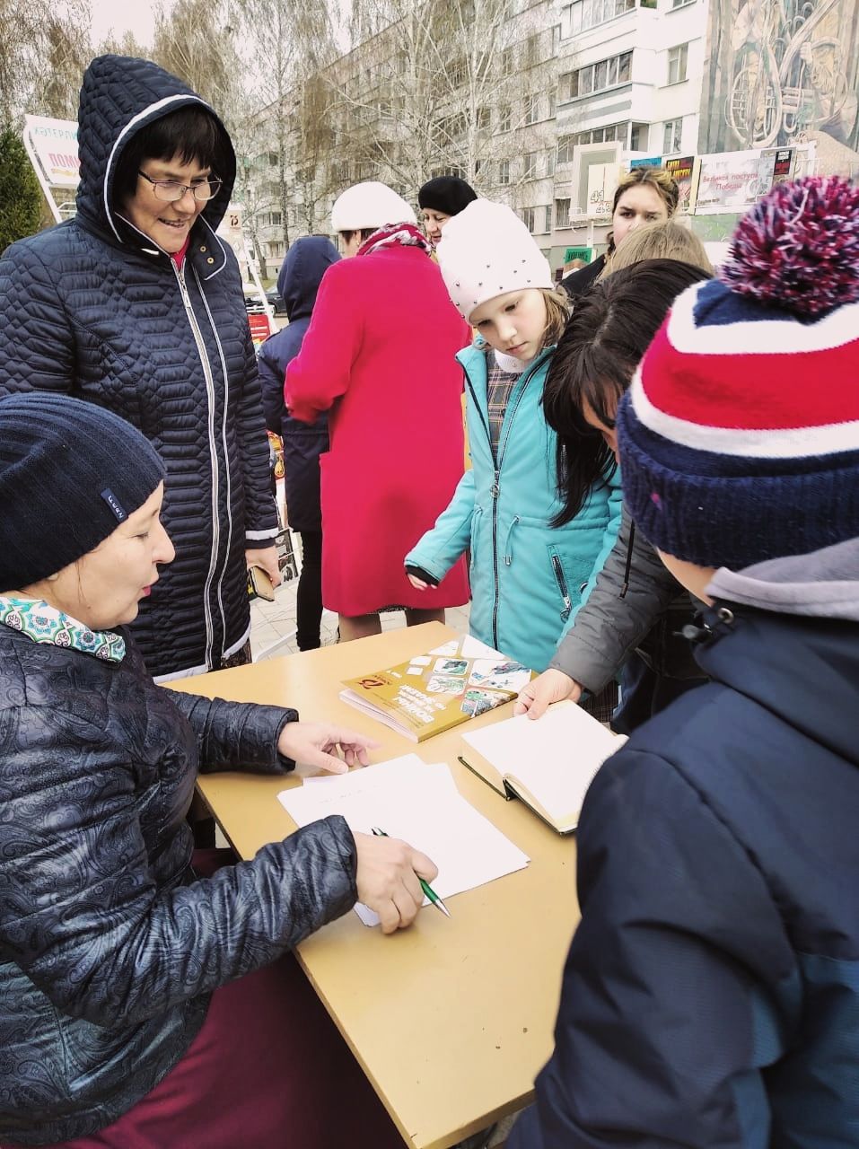 В Камских Полянах состоялся военно-патриотический квест «Я помню! Я горжусь!»