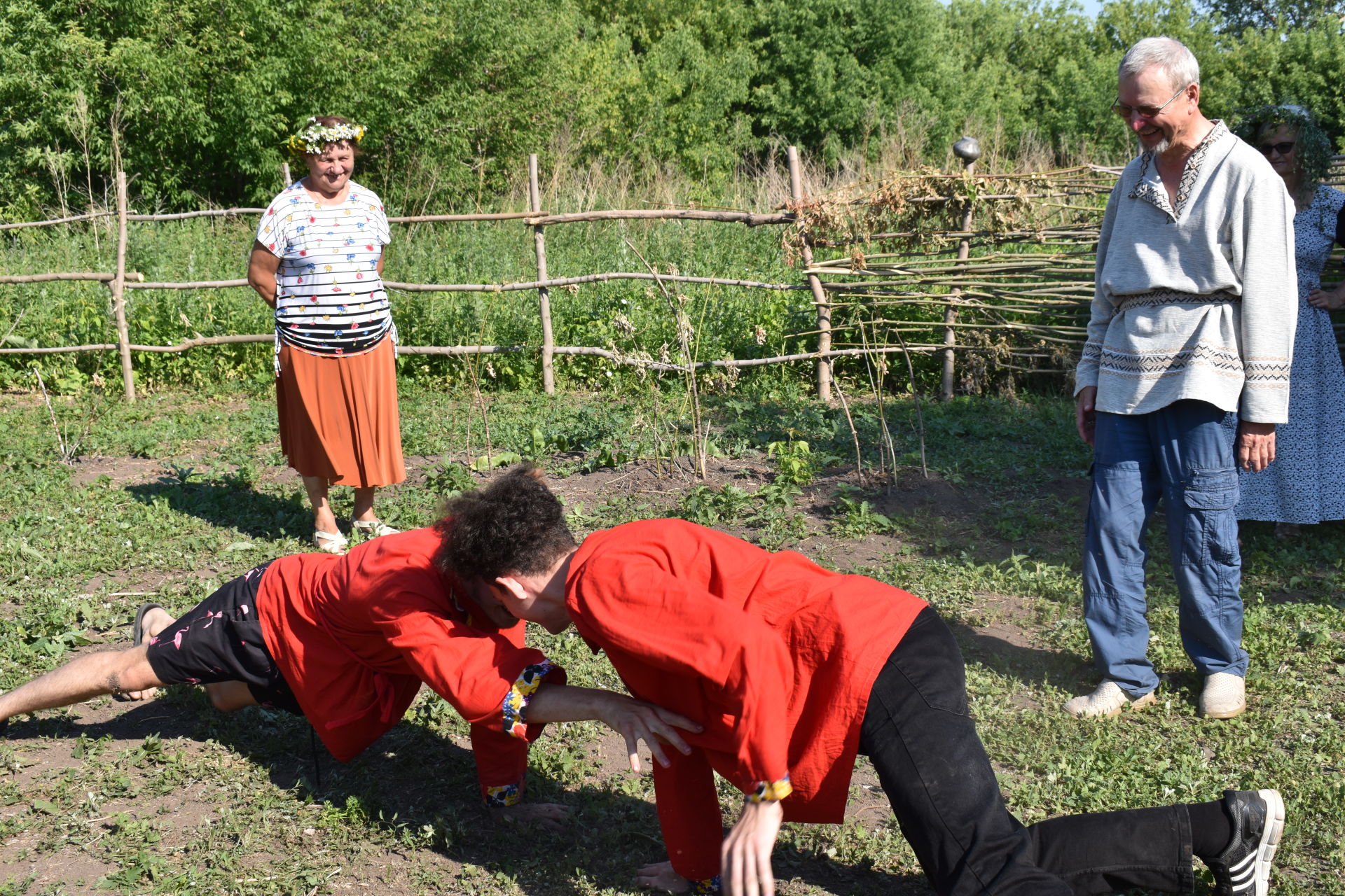 Камполянские пенсионеры отметили праздник летнего солнцестояния (ВИДЕО)