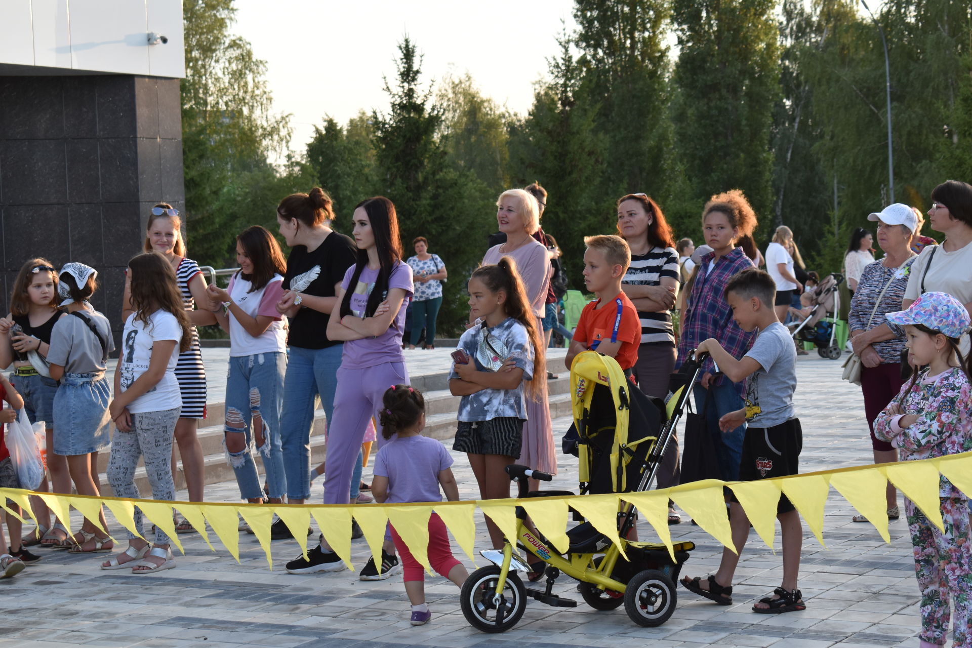 В Камских Полянах прошел красивый праздник - День семьи (ФОТО)