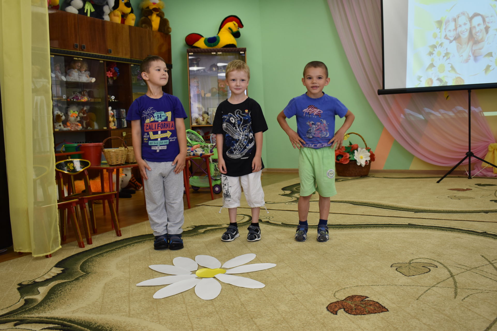 В детском саду "Золотая рыбка" прошел красивый праздник (ВИДЕО)