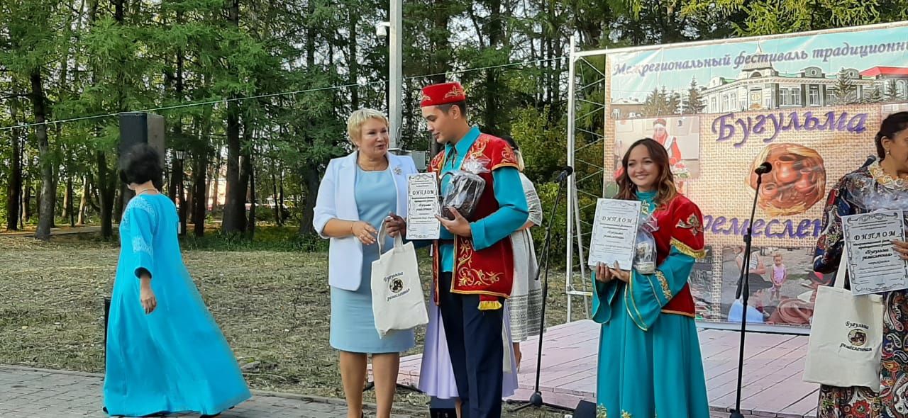 Камполянские  артисты стали участниками концертной программы Межрегионального фестиваля "Бугульма ремесленная"