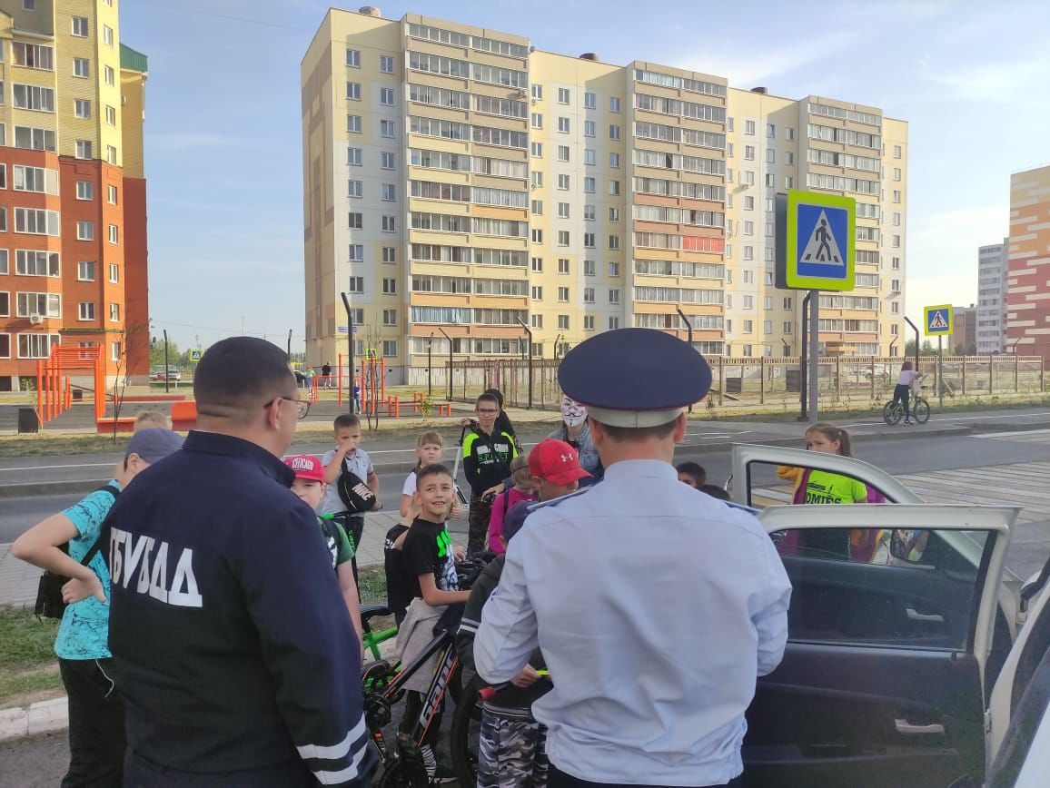 В Татарстане автоинспекторы проводят инструктажи по велобезопасности