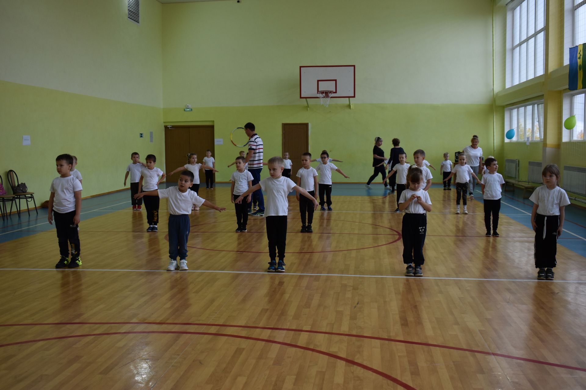 В камполянской школе №2 воспитанники детского сада «Айгуль» сдали нормы ГТО