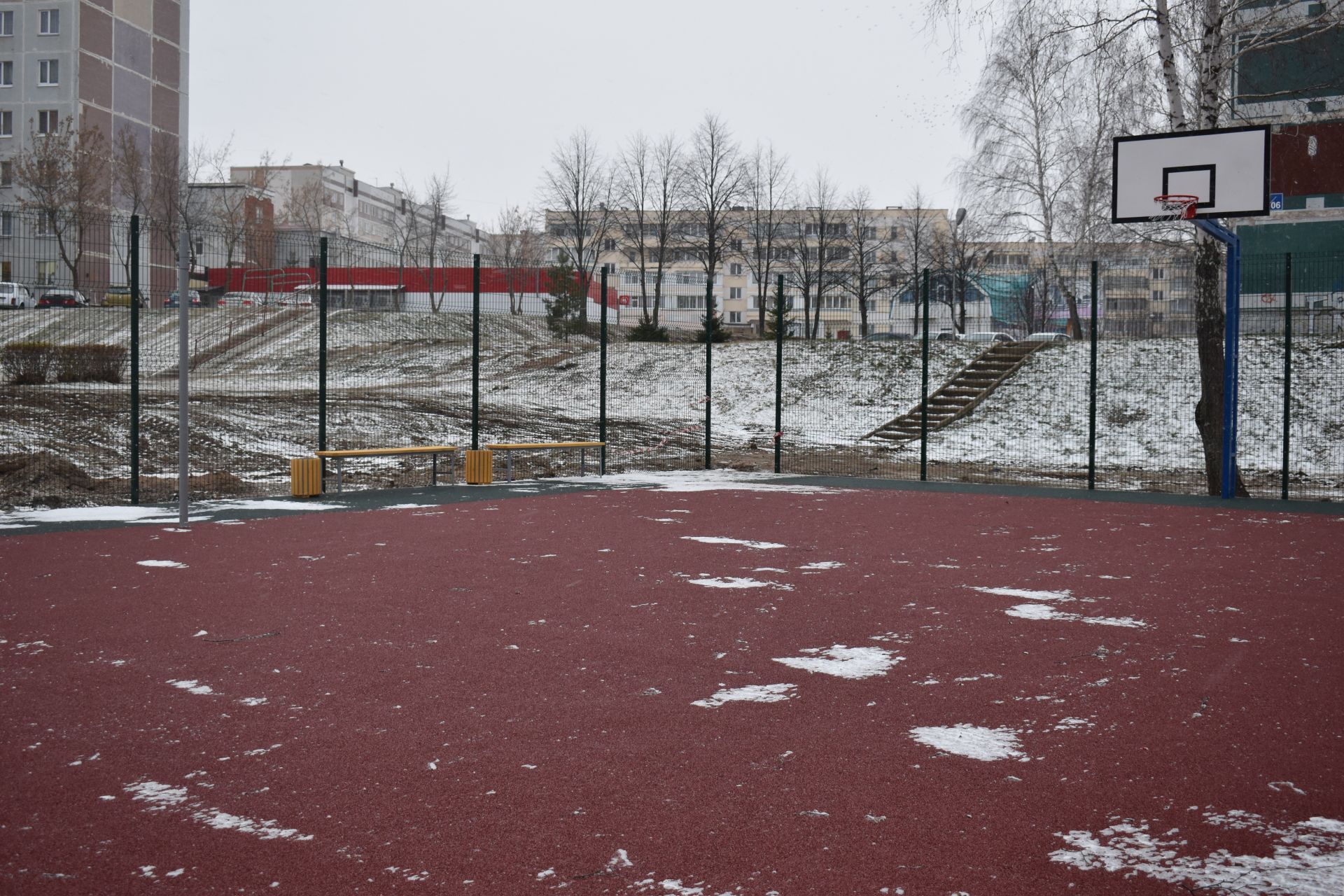 В Камских Полянах 2 спортивные площадки будут обновлены полностью