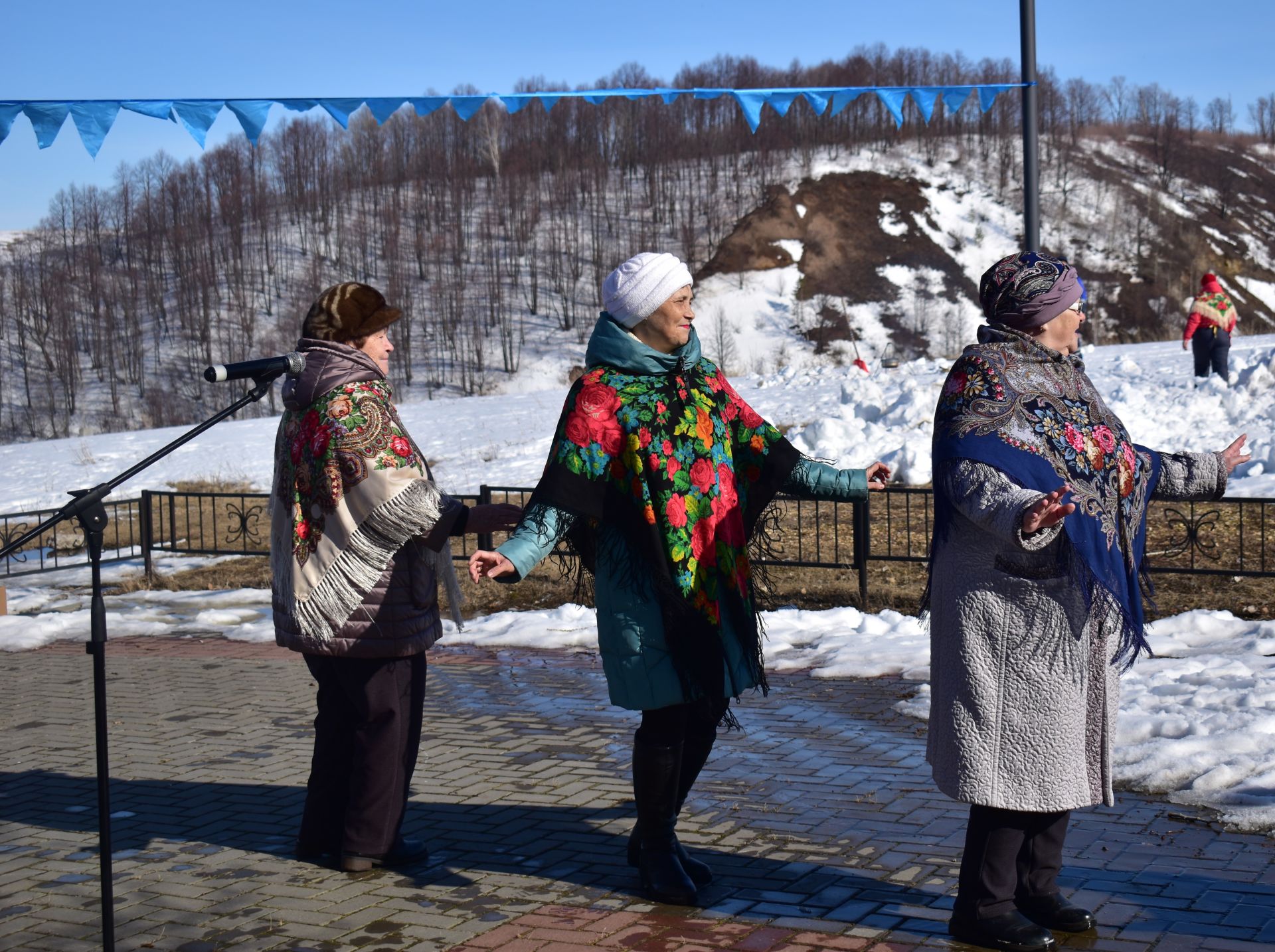 Камполянцы встретили День весеннего равноденствия