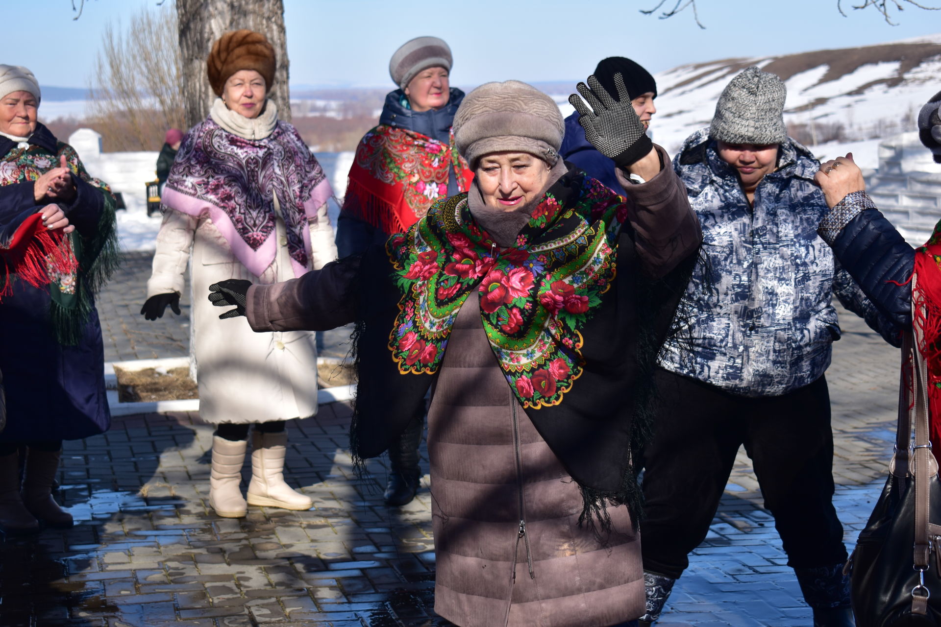 Камполянцы встретили День весеннего равноденствия