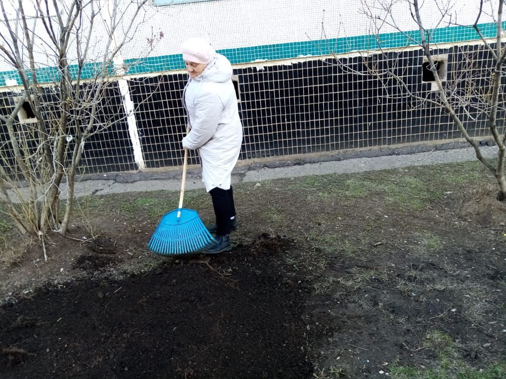 В Камских Полянах состоялся субботник